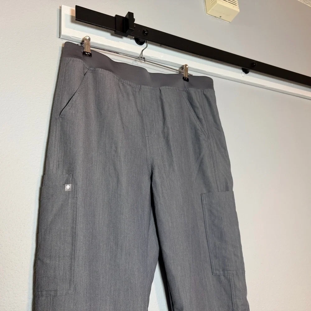 Figs mens axim